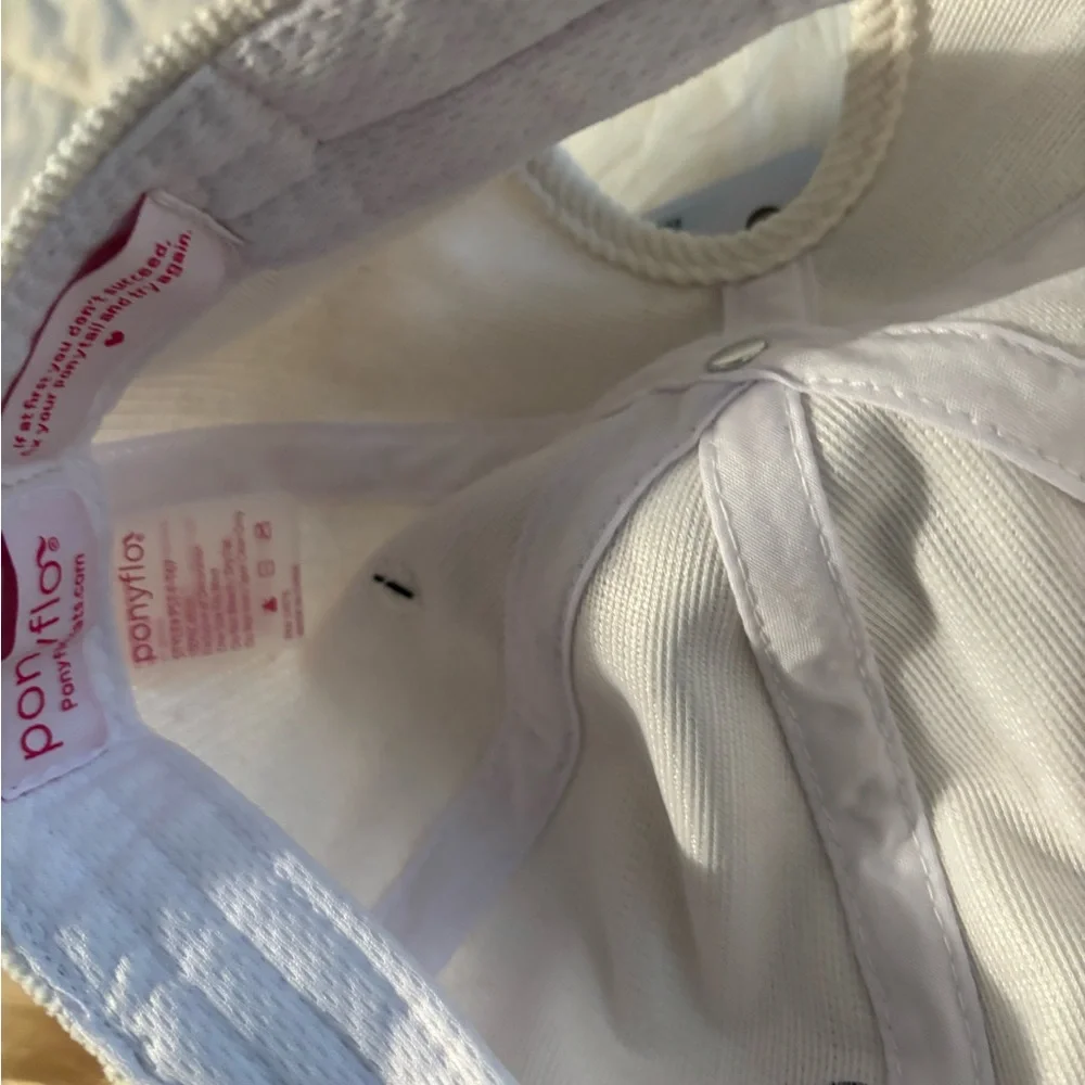 Pony Cream Cap with Embroidery